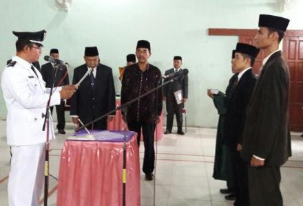 Sumpah Jabatan Pamong desa Bangunjiwo